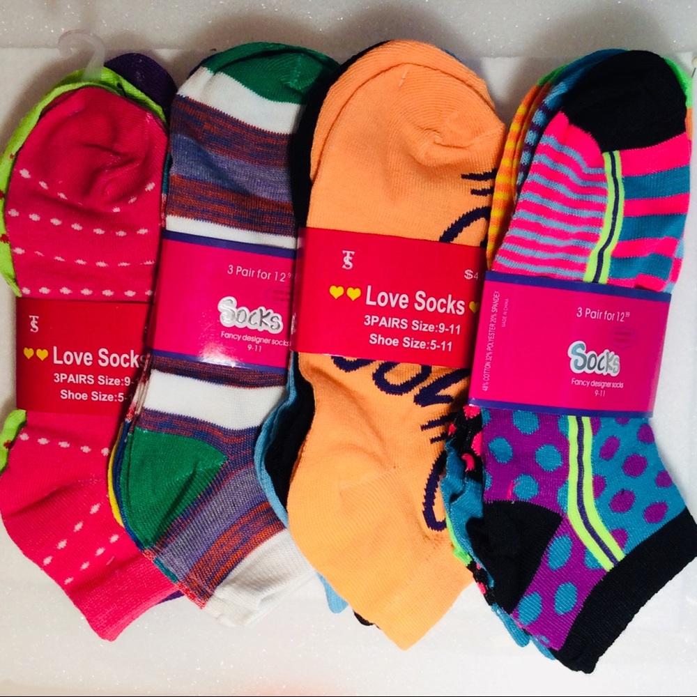 New Fancy Ankle Socks - 12 prs.